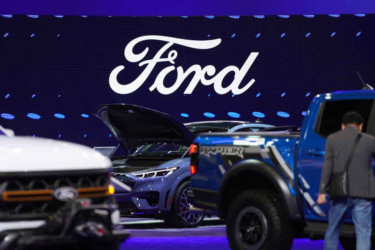 Ford novità motori idrogeno matrici camion