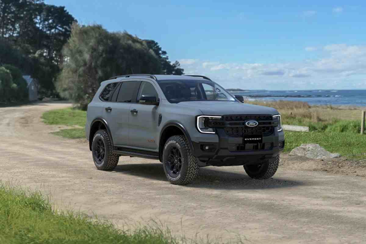 ford everest tremor