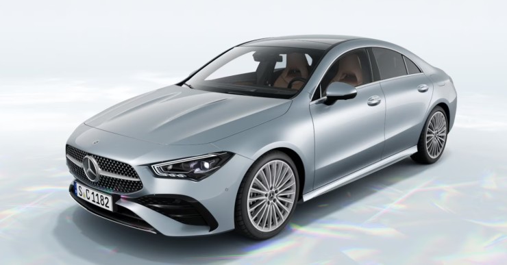 Mercedes CLA nuovo crossover elettrico