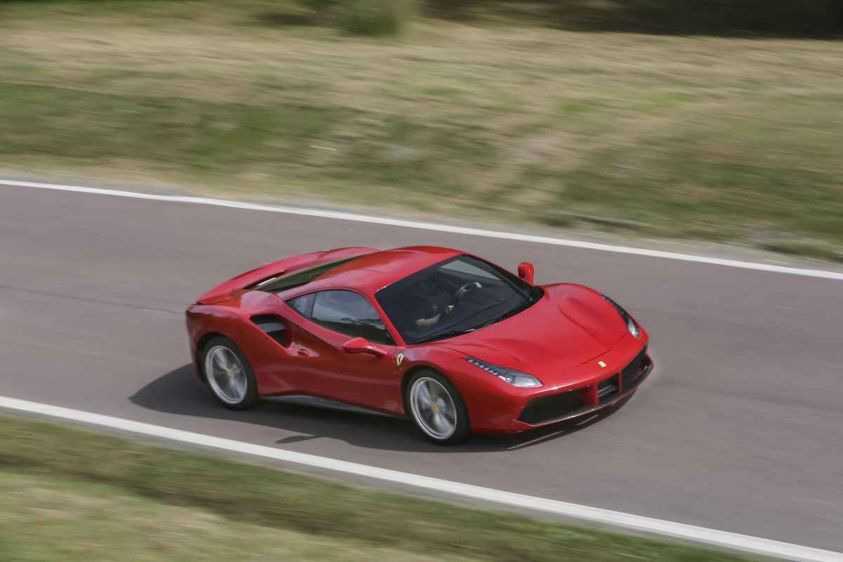 Poco prima lo cacciano ovunque: quando torna in Ferrari però qualcosa cambia per sempre