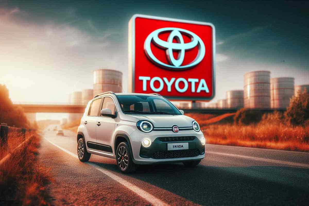 Una FIAT Panda "allungata"? Toyota ne fa una copia identica