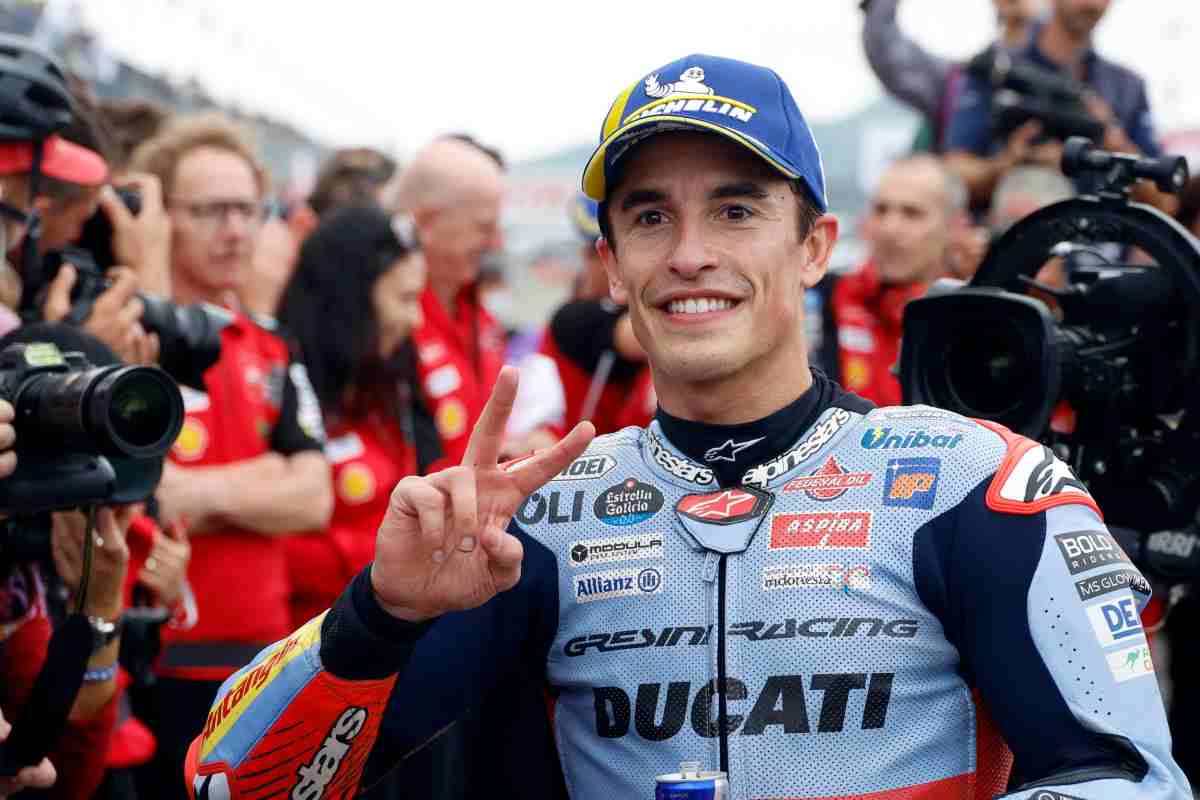 Marc Marquez, pioggia di critiche su lui e la Ducati: gli ex "amici" sparano sulla Rossa