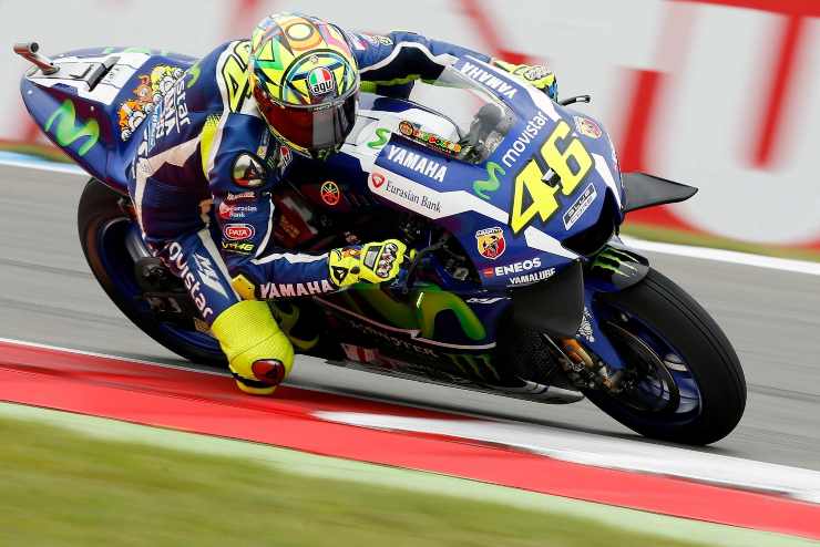 Valentino Rossi ora cambia lavoro: c'è un futuro lontano dalla pista per il Dottore?