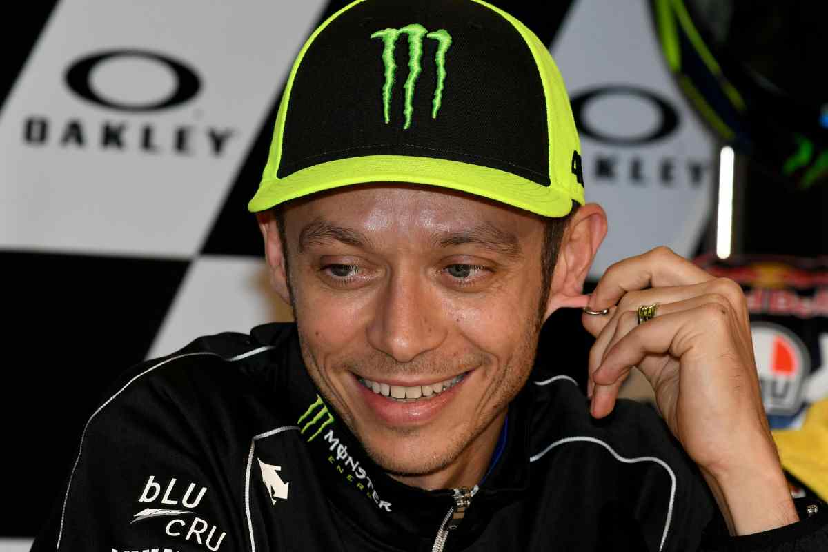 Valentino Rossi, l'ex campione vuota il sacco: ecco cosa sta accadendo oggi in MotoGP