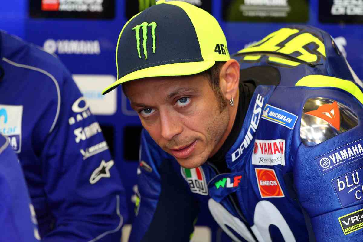 L'ex MotoGP fa a pezzi Valentino Rossi: arriva l'attacco frontale che fa tremare il circus, l'accusa è pesantissima