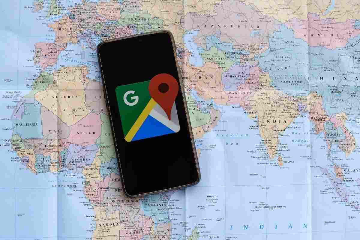 Google Maps ed Android Auto, adesso arriva "l'unione" con Waze: tutte le novità con il nuovo aggiornamento