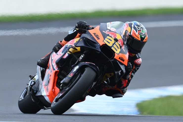 Brad Binder tre moto ufficiali