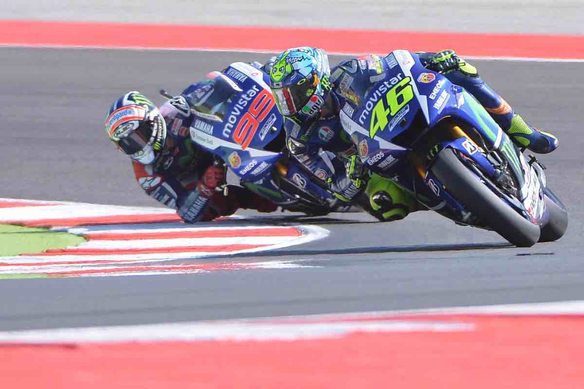 Valentino Rossi e Jorge Lorenzo che sfida