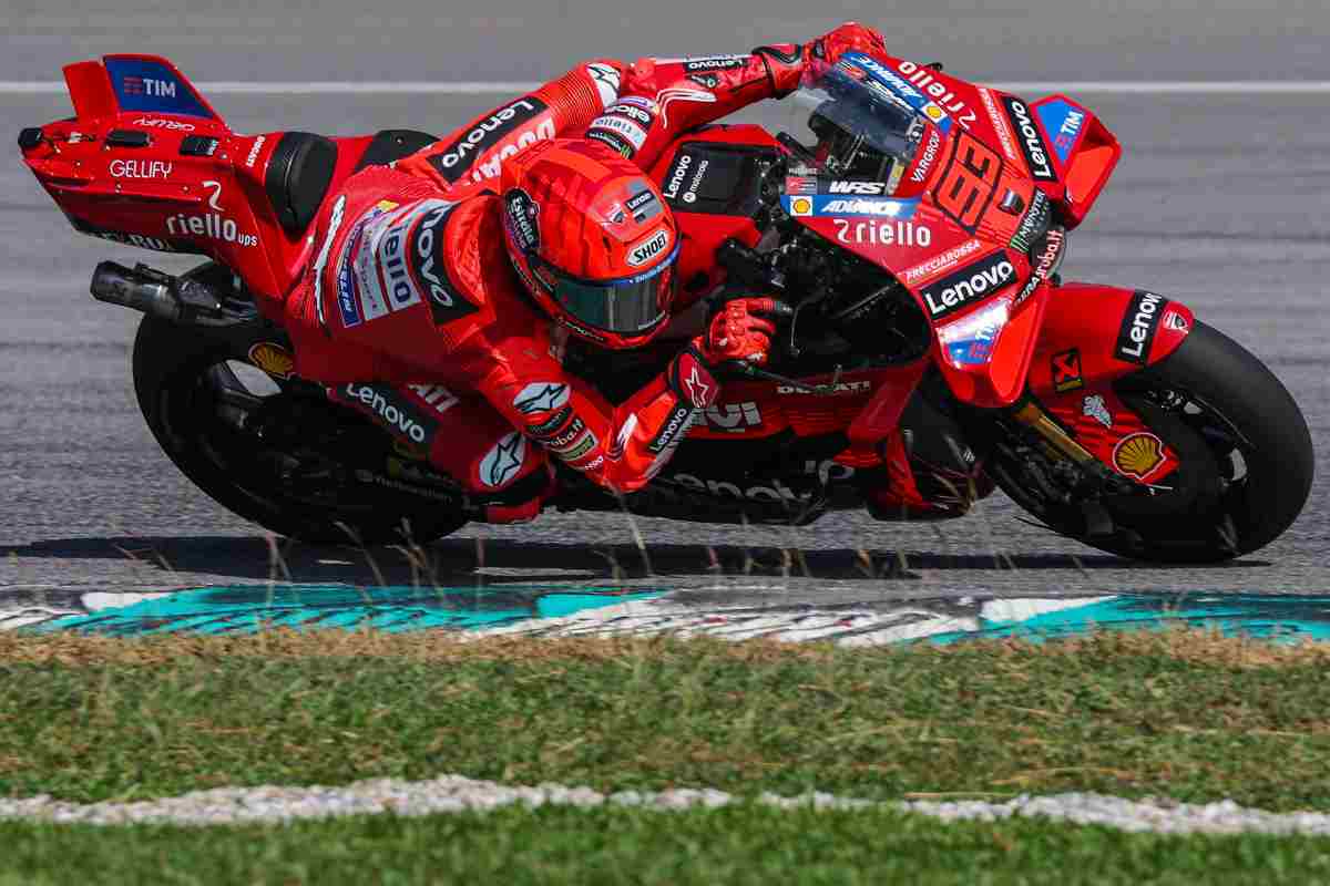 Ducati, primi problemi per la GP25? Arriva la rivelazione di Marquez che sconcerta la MotoGP